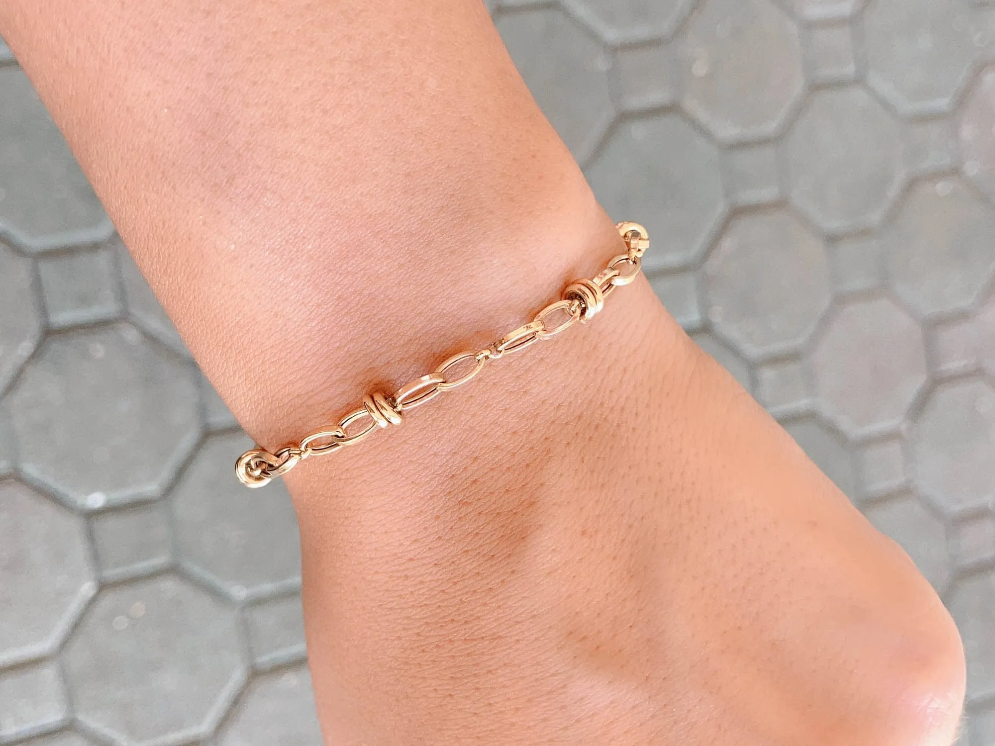 18K Gold Specialty Chain Bracelet 6.5 3.09g for Small Wrist R2051