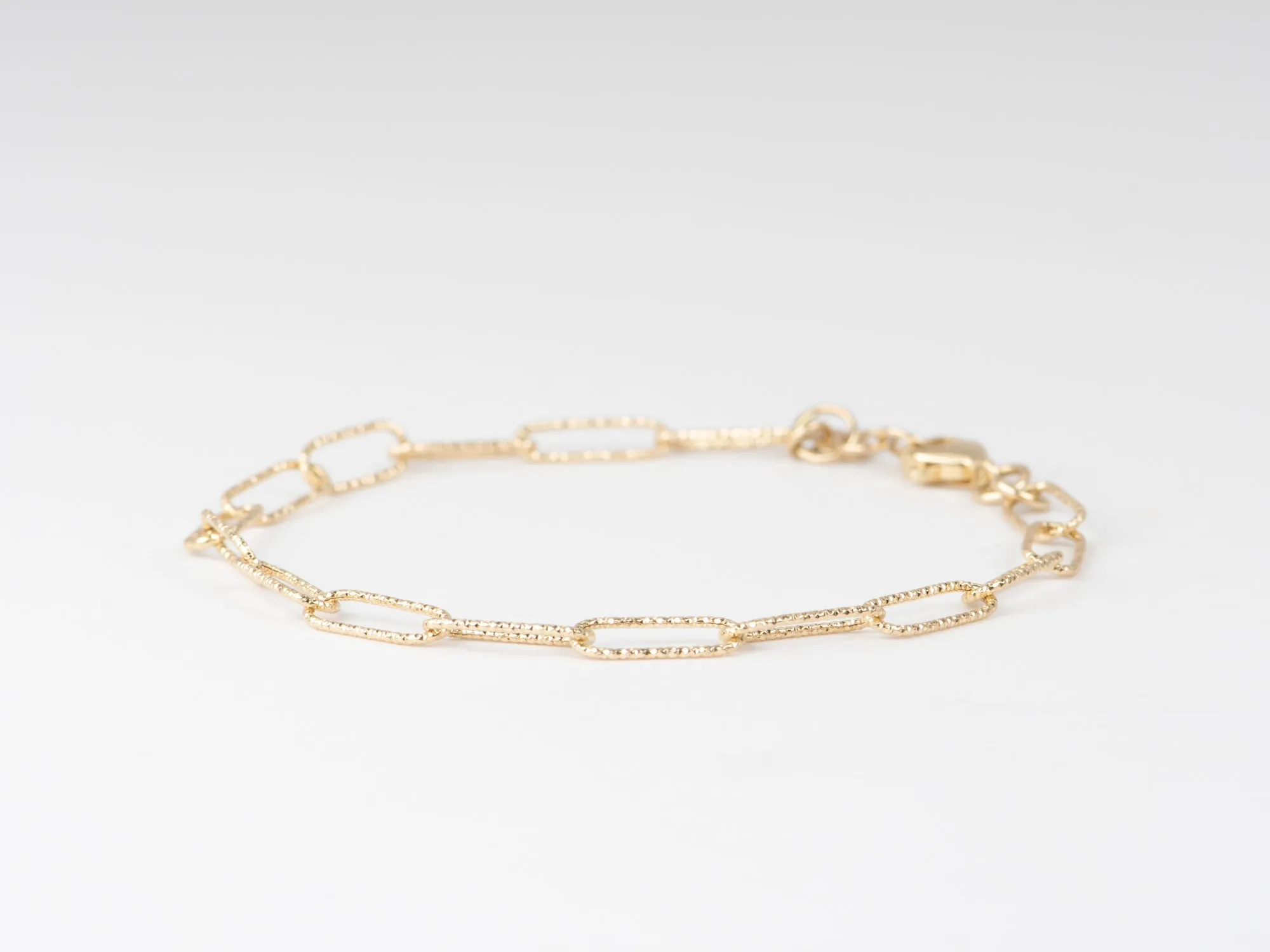 7.5 Diamond Cut Paperclip Link Bracelet 14K Gold R2084