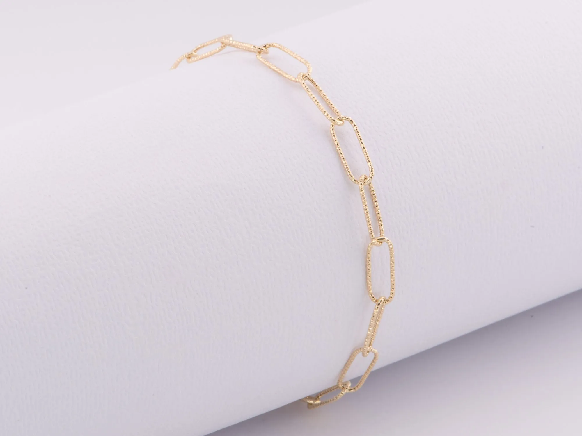 7.5 Diamond Cut Paperclip Link Bracelet 14K Gold R2084