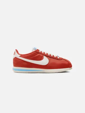 NIKE Cortez Picante Red