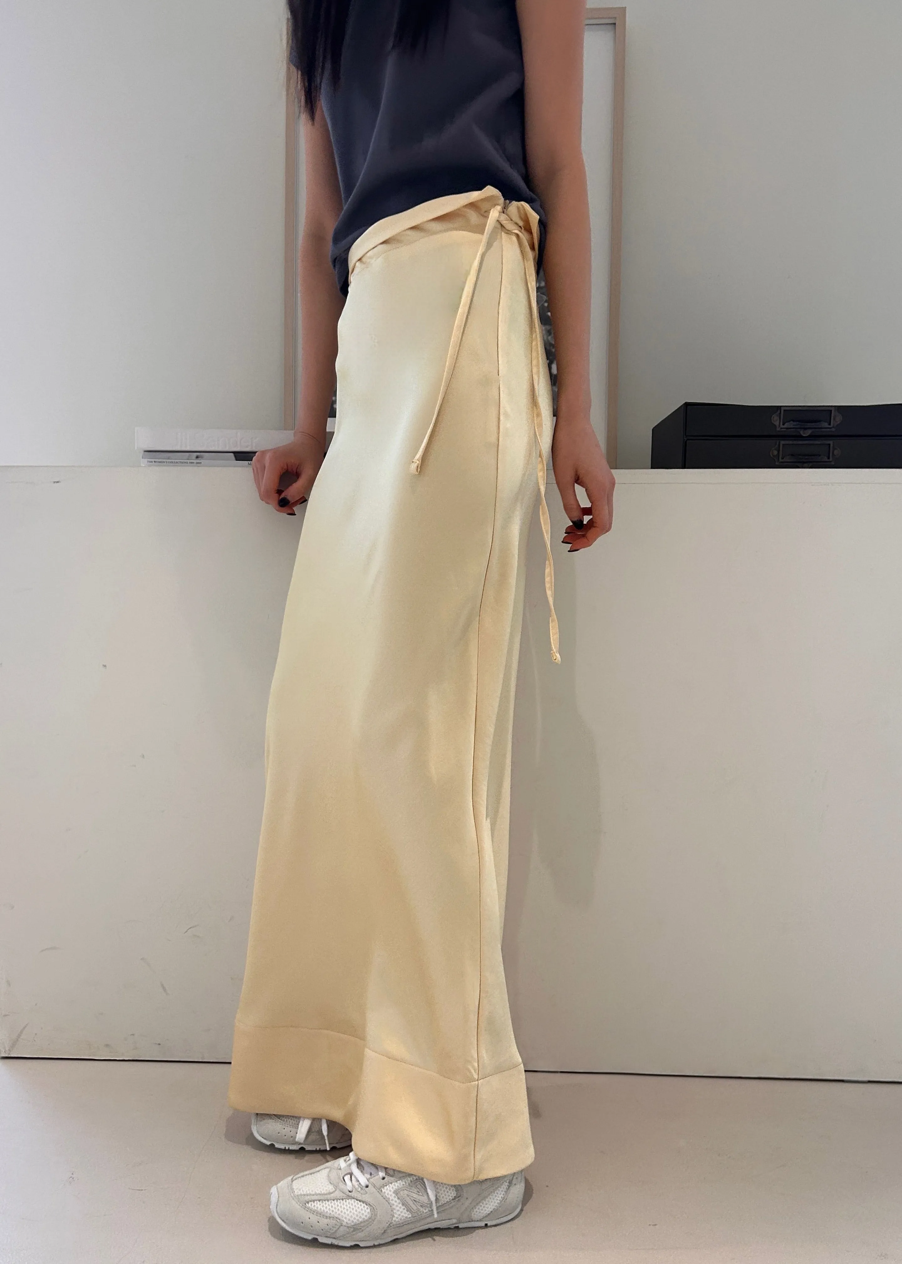 Siovhan Satin Skirt - Yellow