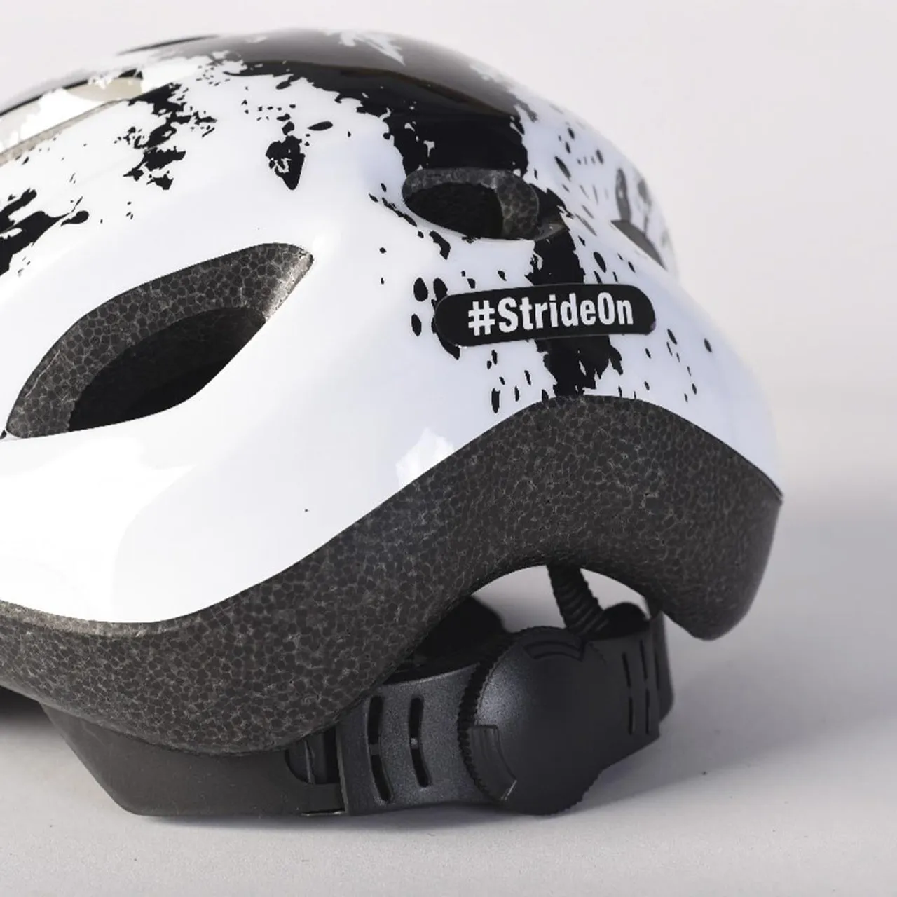 Strider Splash Helmet M