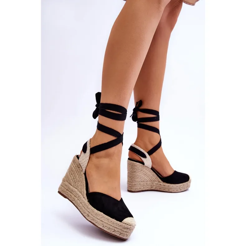 Tied Sandals On A High Wedge Black Lendy