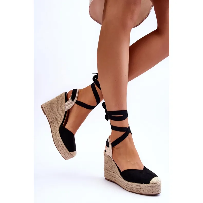 Tied Sandals On A High Wedge Black Lendy