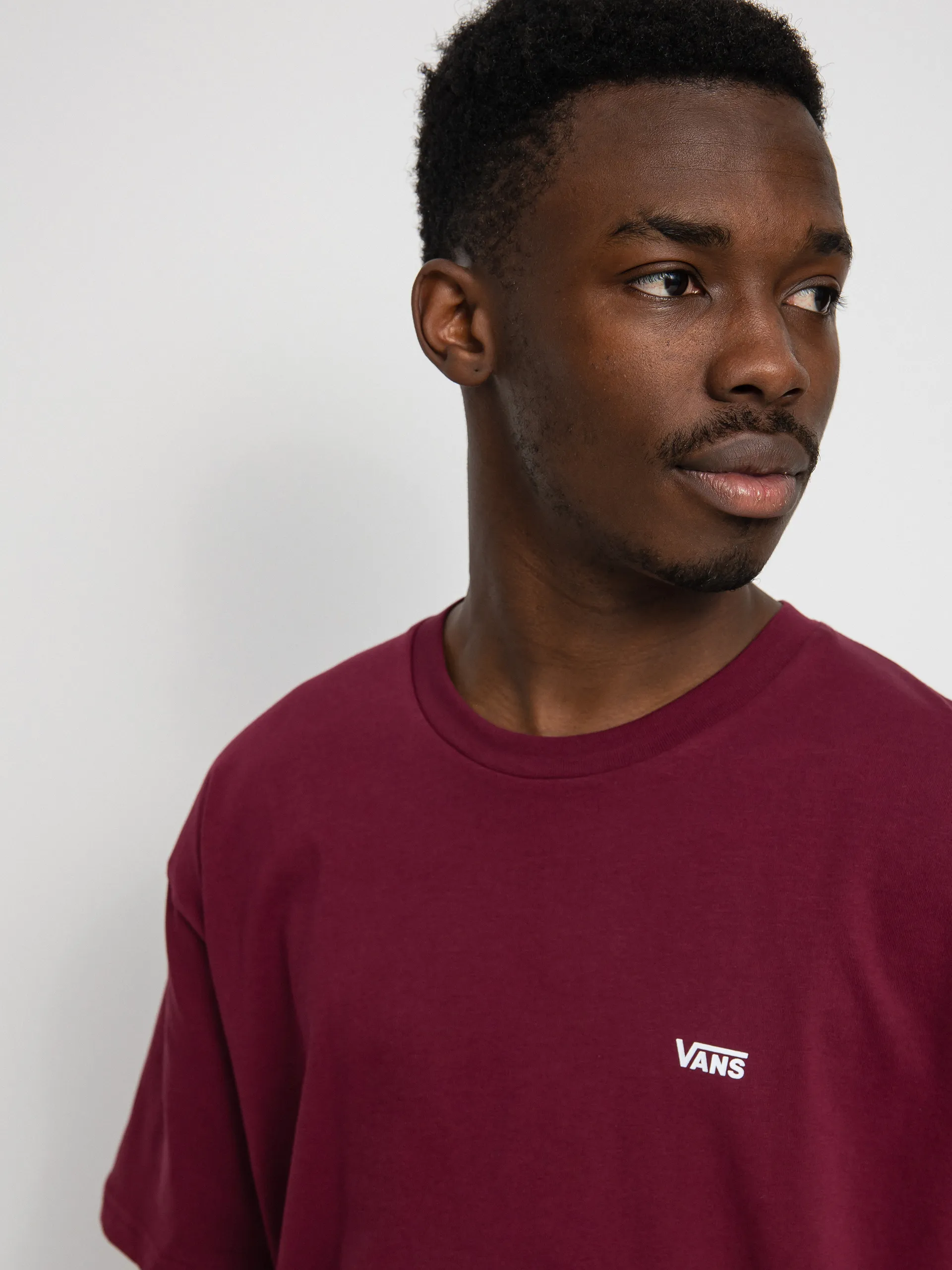 Vans Left Chest Logo T-shirt (burgundy)