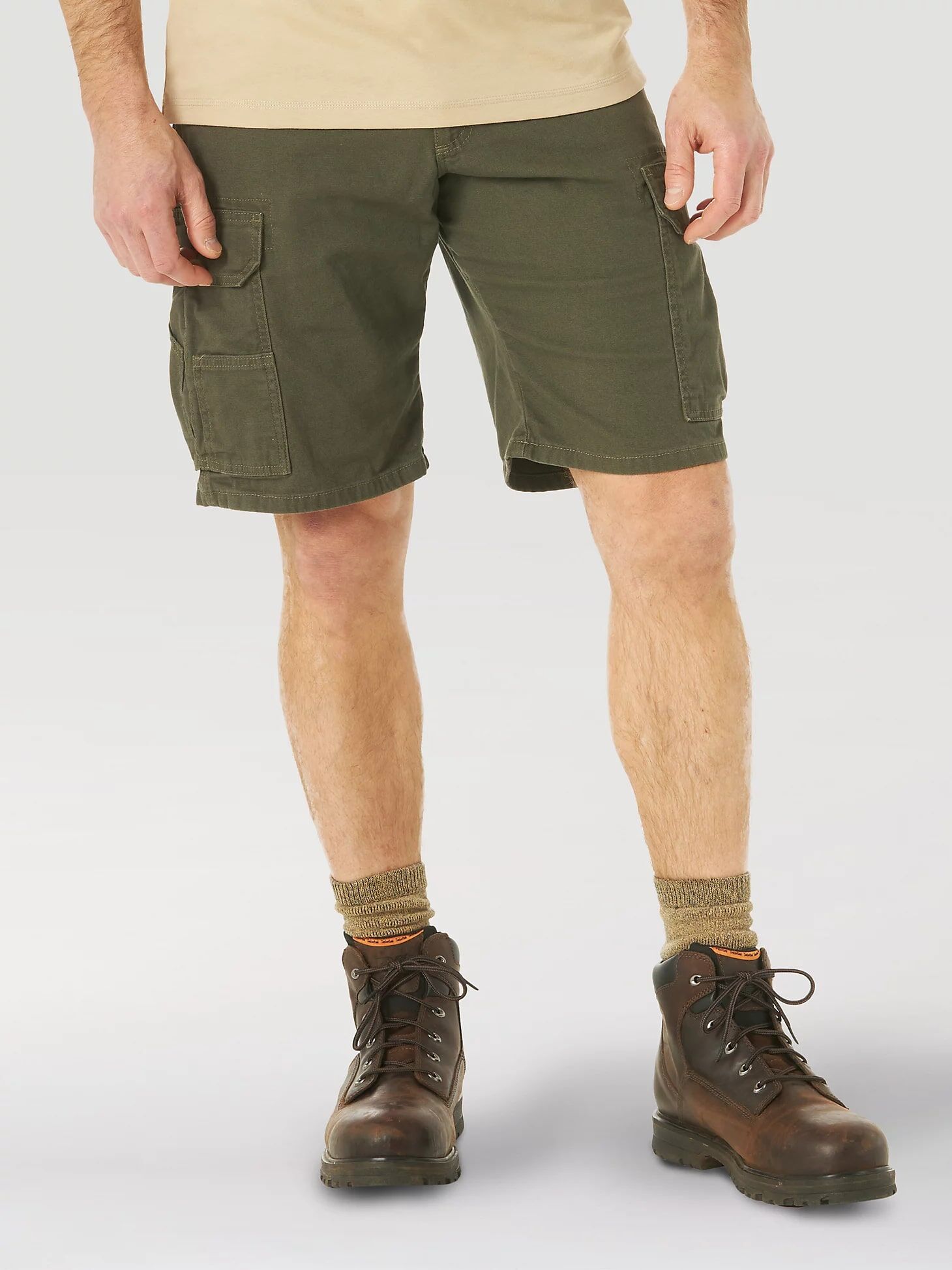 Wrangler Men's Riggs Workwear Stretch Ranger Cargo Short in Loden